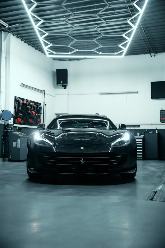 Ferrari GTC4Lusso frontal