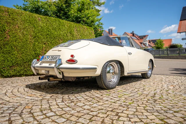 Porsche 356 von hinten
